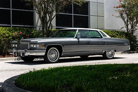 Orlando classic cars - Restored. Straight eight engine, manual transmission, wire wheels and wide whitewall tires. Excellent black paint on straight clean body. Beautiful gold/brown interior. Runs and drives excellent. $32,900 obo. Call Dave Murray at (407) 592-5039 for details. $32,900.